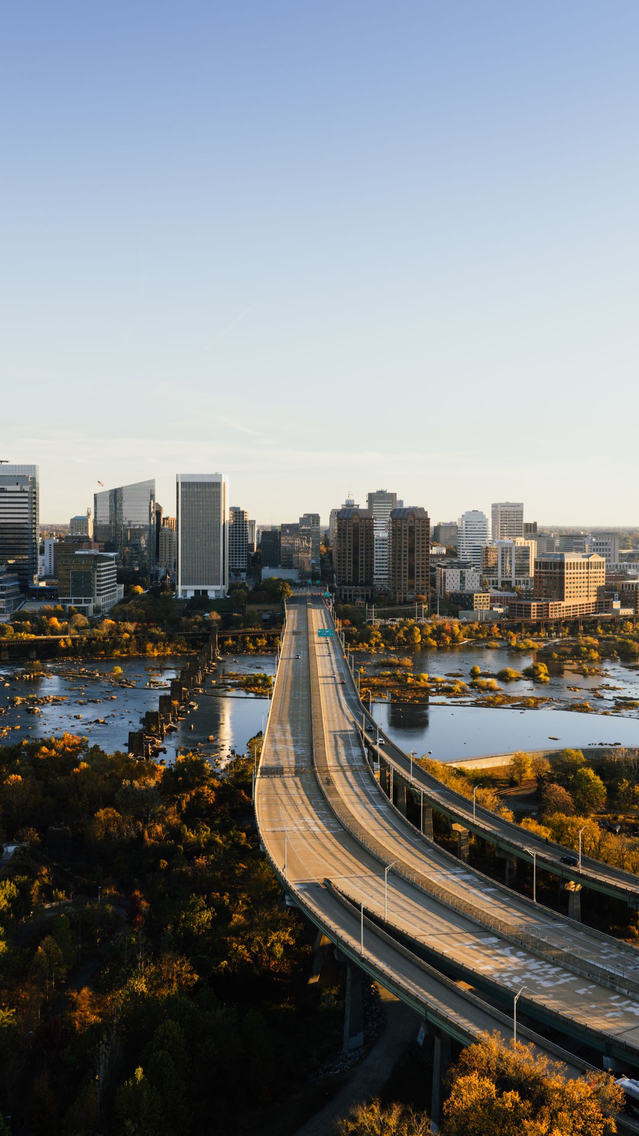 Road into Richmond Virginia